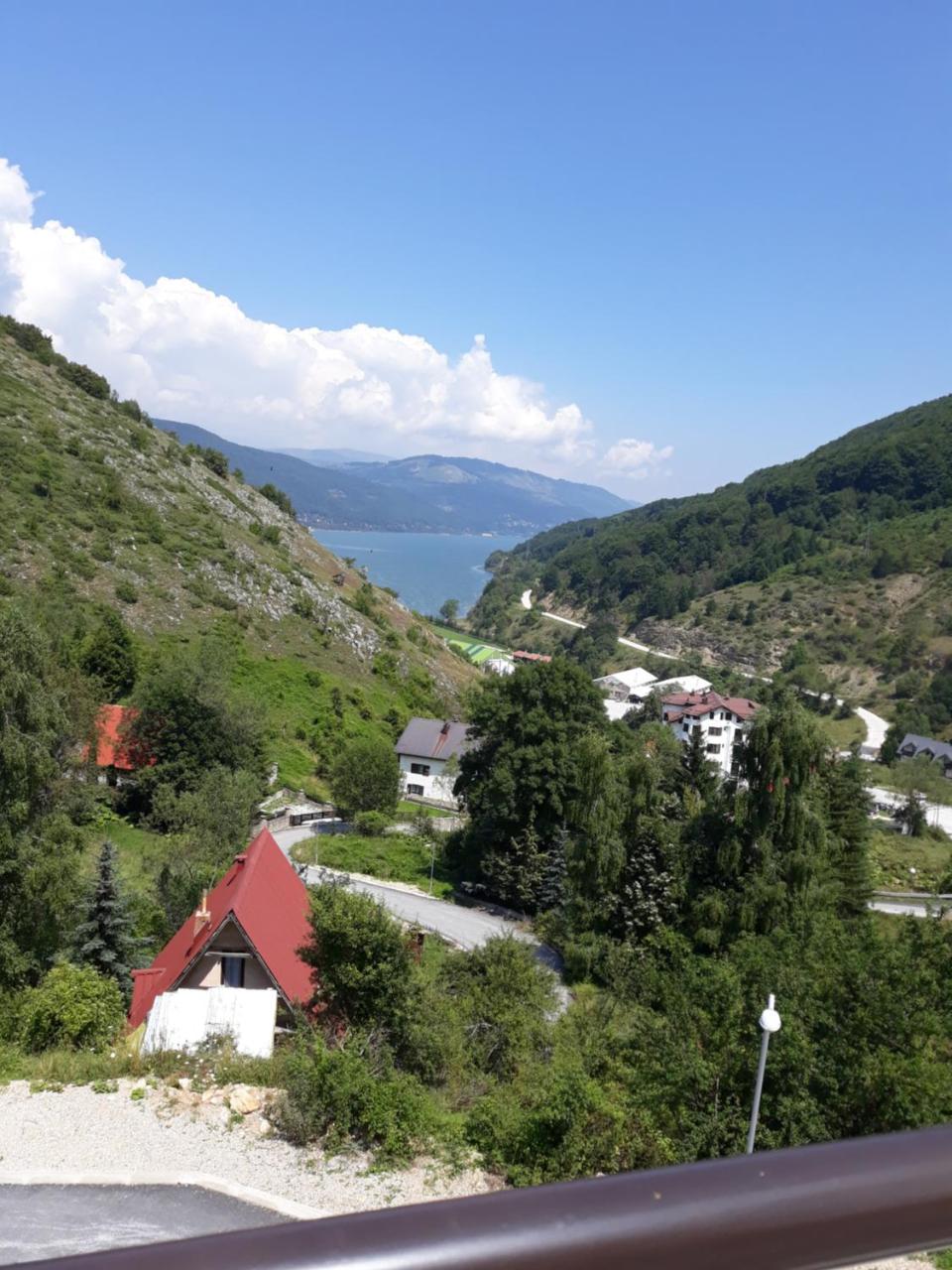 Andrey Apartment Mavrovo-Nationalpark Exterior foto